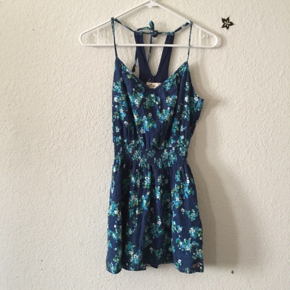 Hollister Dresses & Skirts - HCO floral open back halter dress